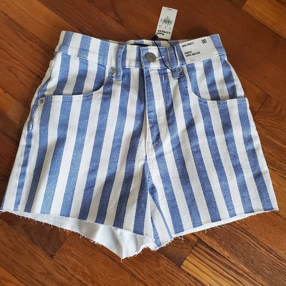NEW Express Mom Shorts Shortie Super High Rise Striped Light Blue White Shorts - Picture 3 of 7